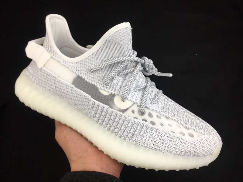 Supermax Yeezy Boost 350 V2 Static